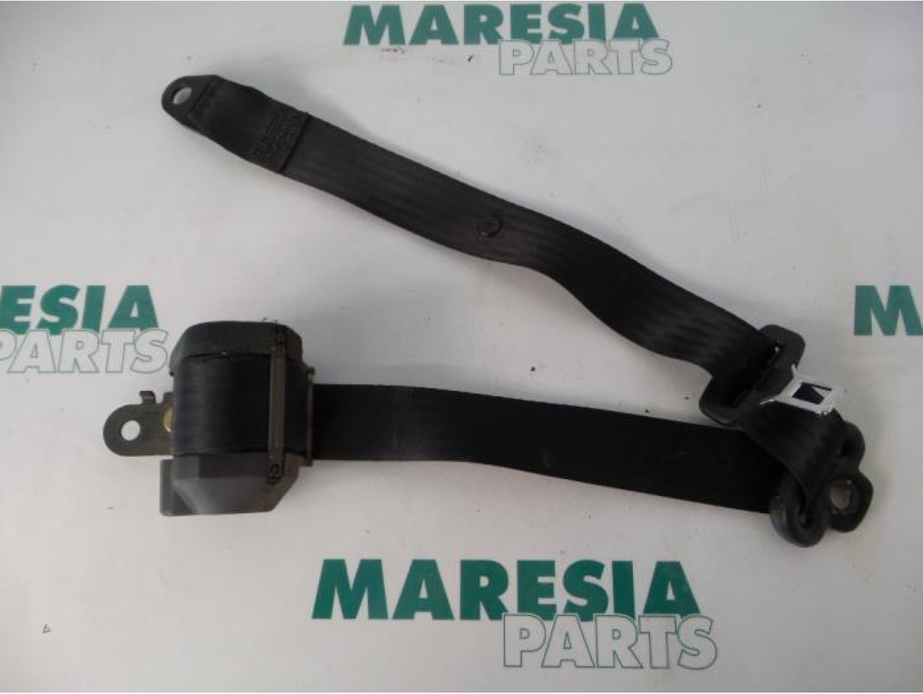 Fiat - Doblo - Rear seatbelt, right