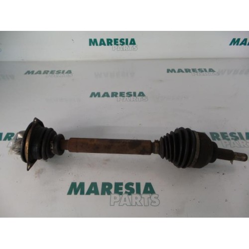 Renault - Laguna - Front drive shaft, left