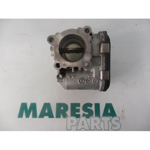 Renault - Trafic - Throttle body