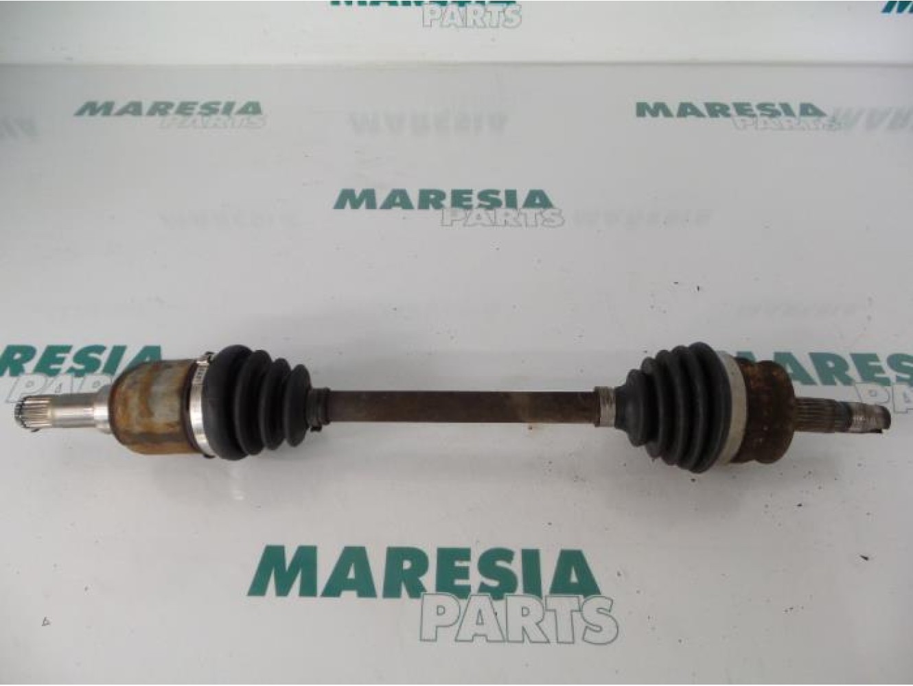 Fiat - Panda - Aandrijfas links-voor