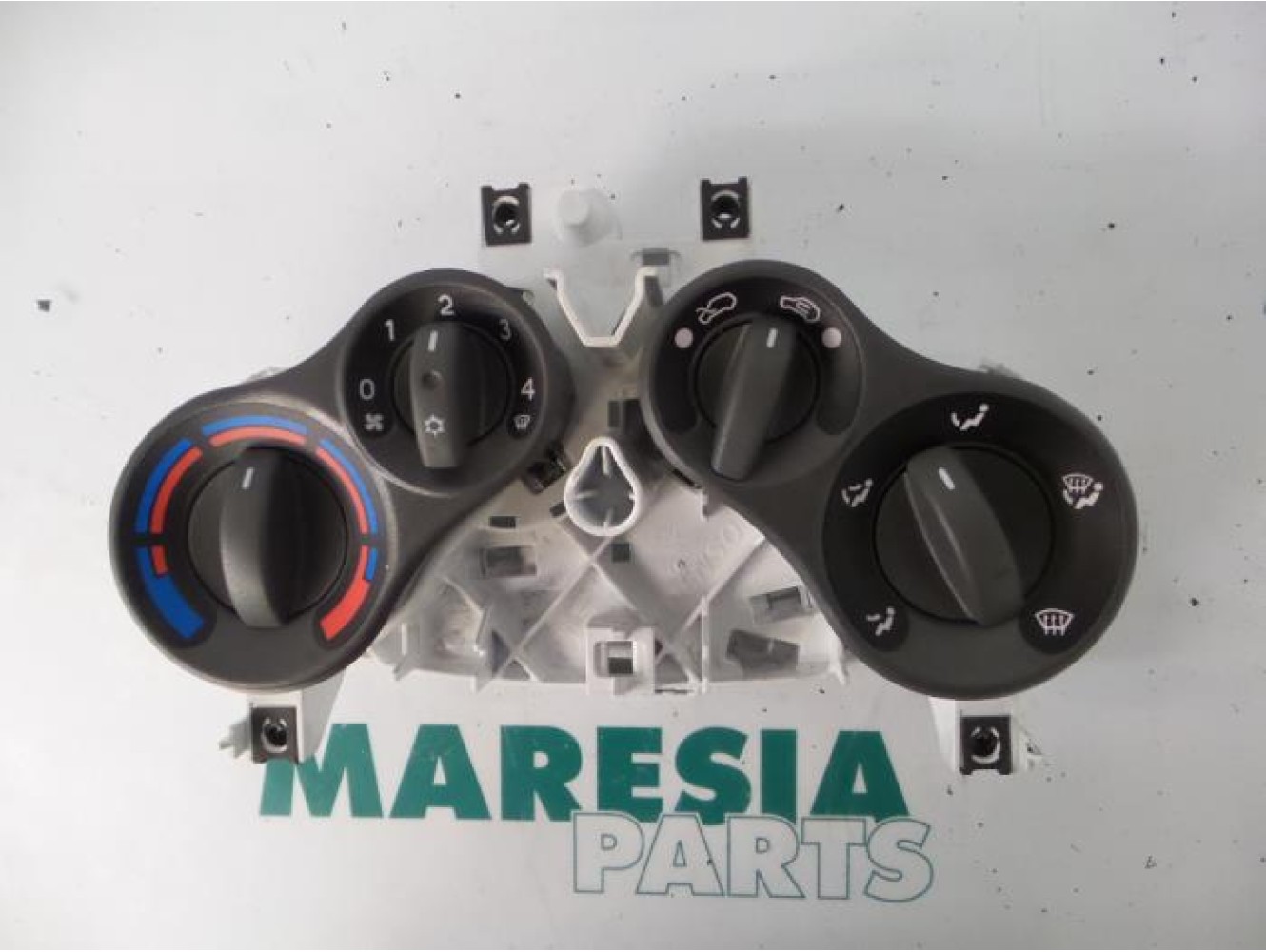 Fiat - Panda - Heater control panel