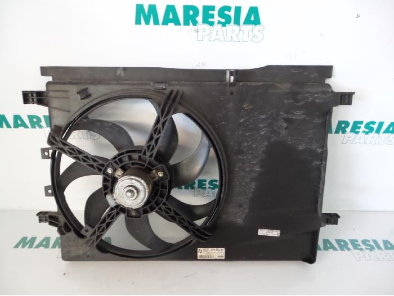 Fiat - Punto - Fan motor