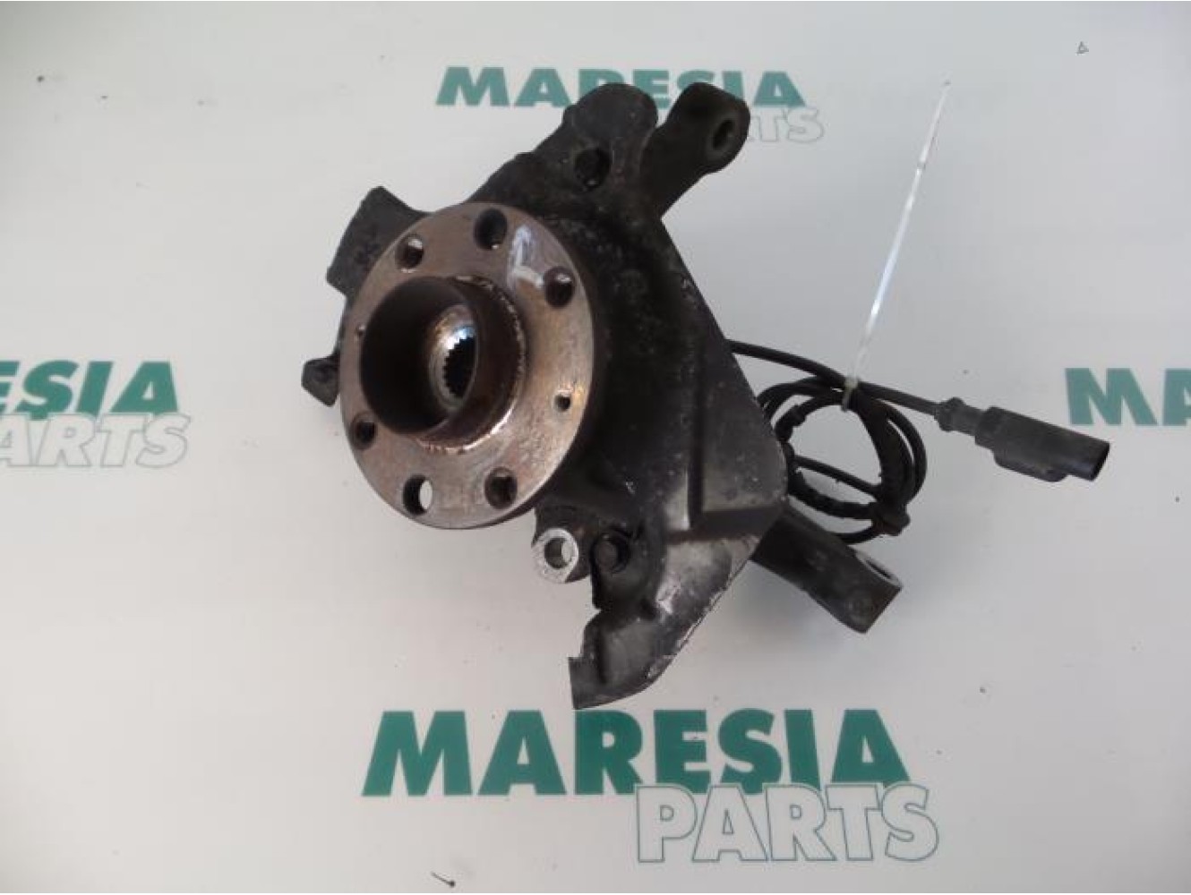 Fiat - Punto - Knuckle, front right