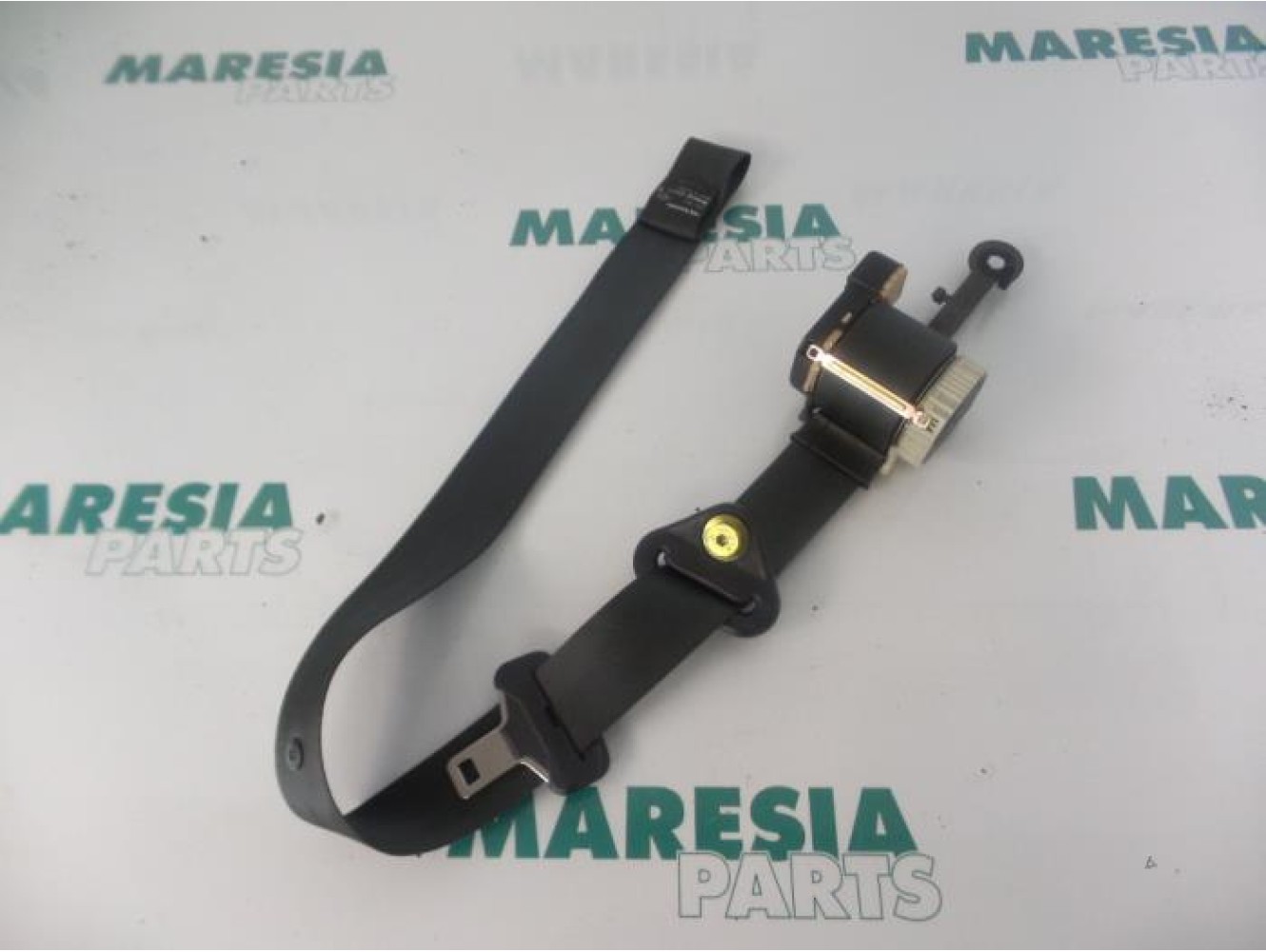 Renault - Clio - Front seatbelt, right