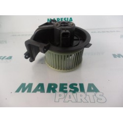 Renault - Clio - Heating and ventilation fan motor