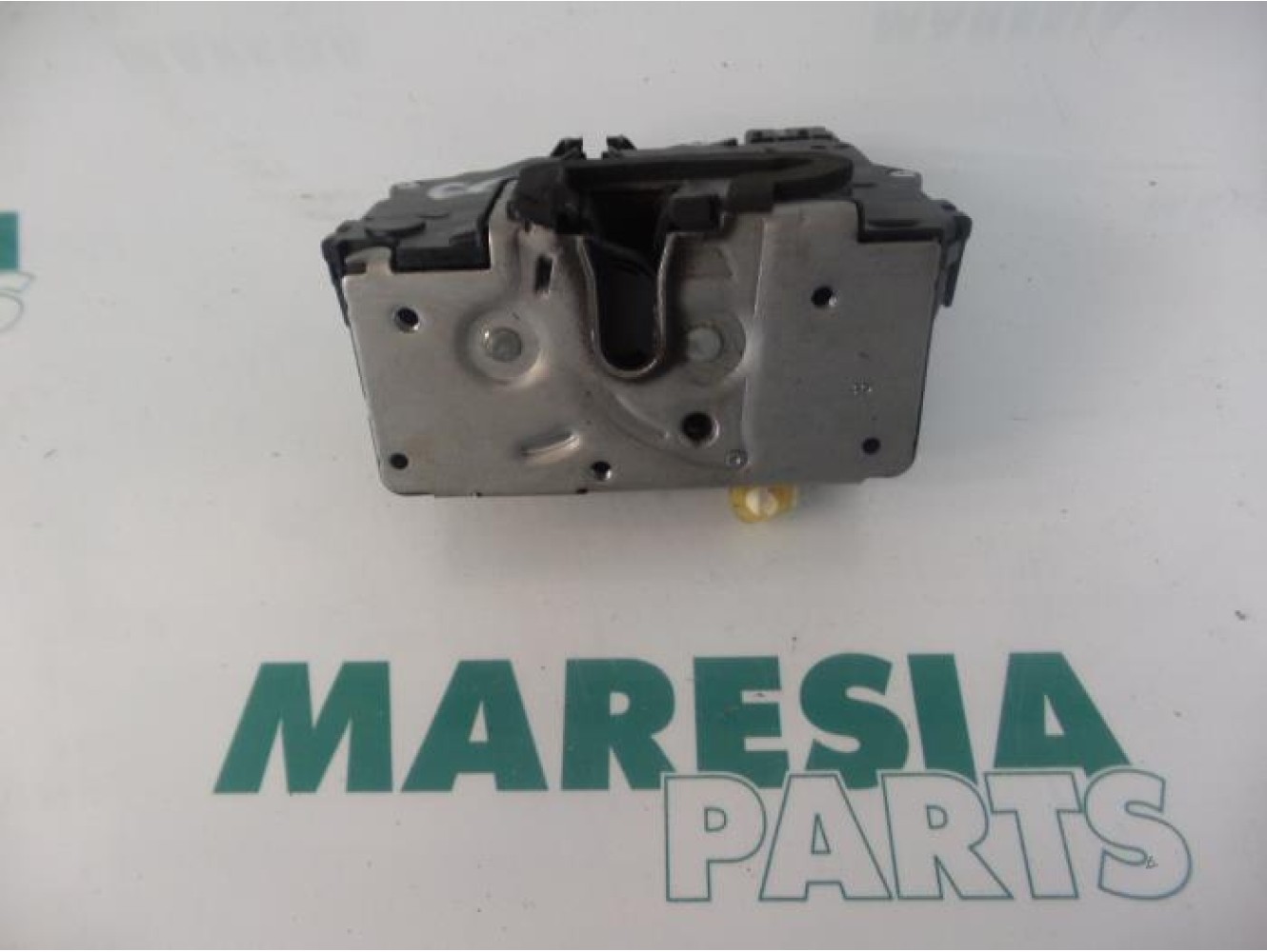 Fiat - Punto - Door lock mechanism 2-door, right