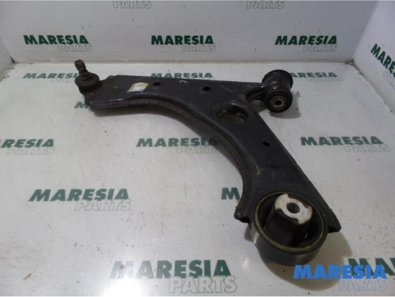 Fiat - Punto - Front lower wishbone, left