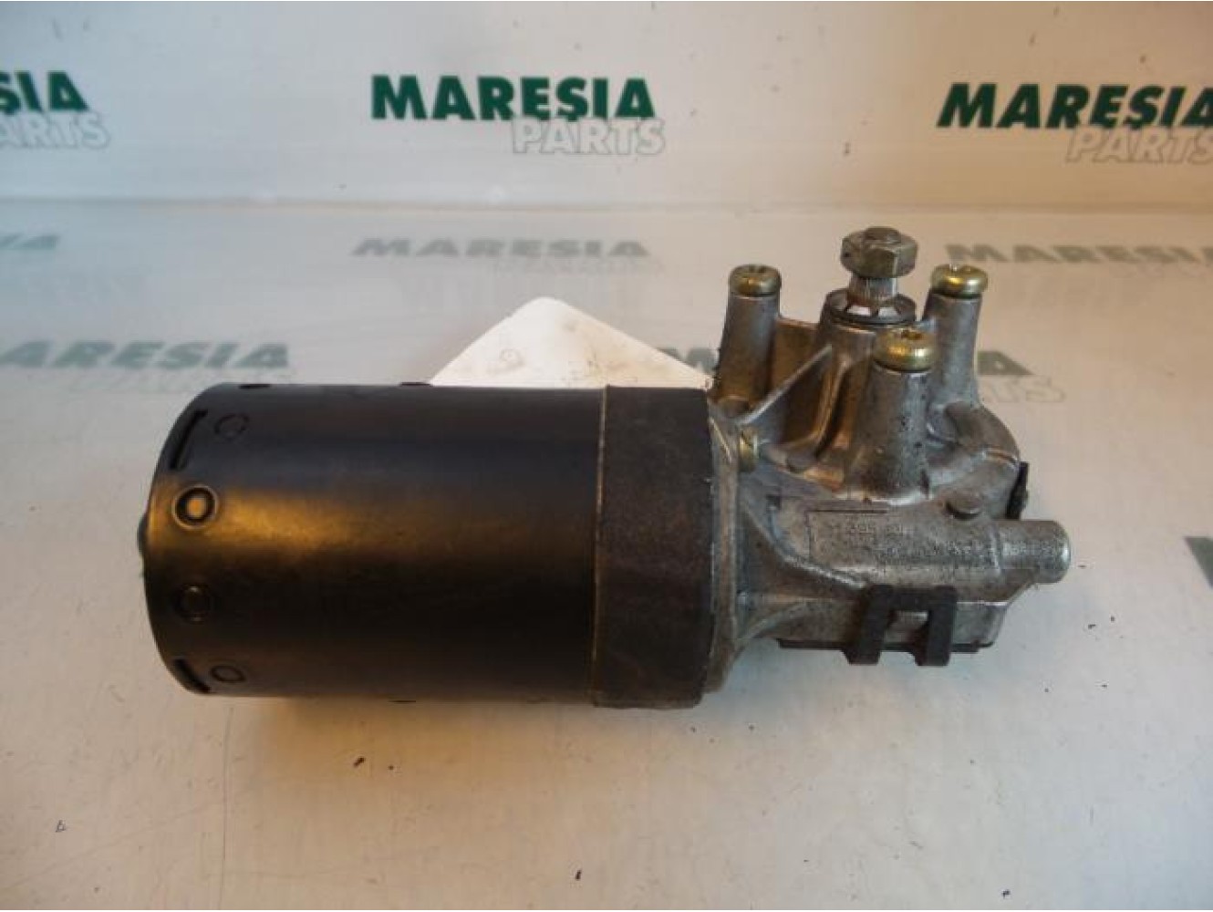 Peugeot - 206 - Front wiper motor