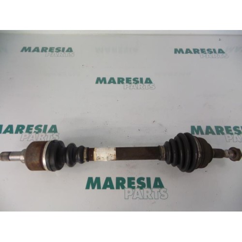 Citroen - C5 - Aandrijfas links-voor