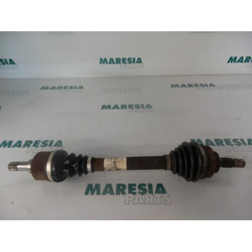 Peugeot - 307 - Aandrijfas links-voor