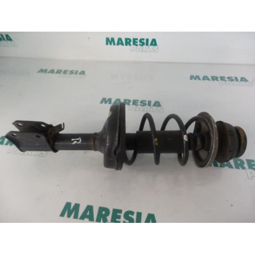 Renault - Twingo - Front shock absorber rod, right