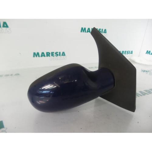 Renault - Megane Scenic - Wing mirror, right