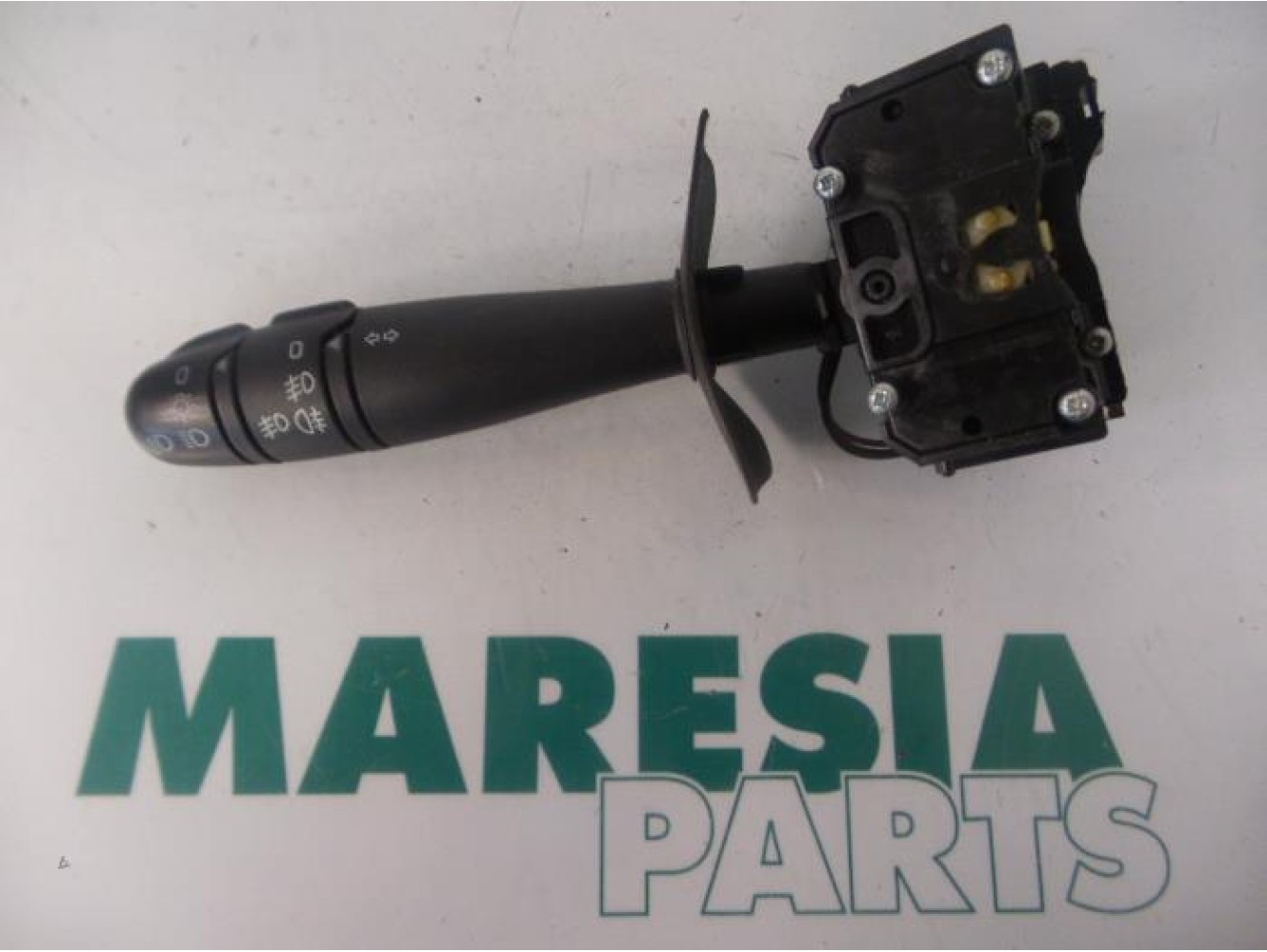 Renault - Megane Scenic - Indicator switch
