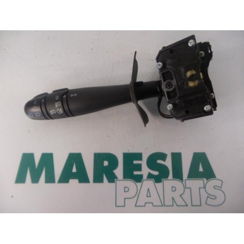 Renault - Megane Scenic - Indicator switch