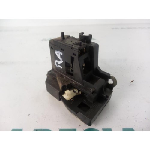 Renault - Megane Scenic - Rear door lock mechanism 4-door, left