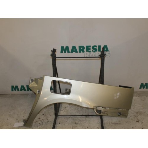 Peugeot - 807 - Rear left bodywork corner