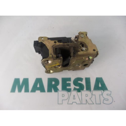 Renault - Kangoo - Door lock mechanism 2-door, right