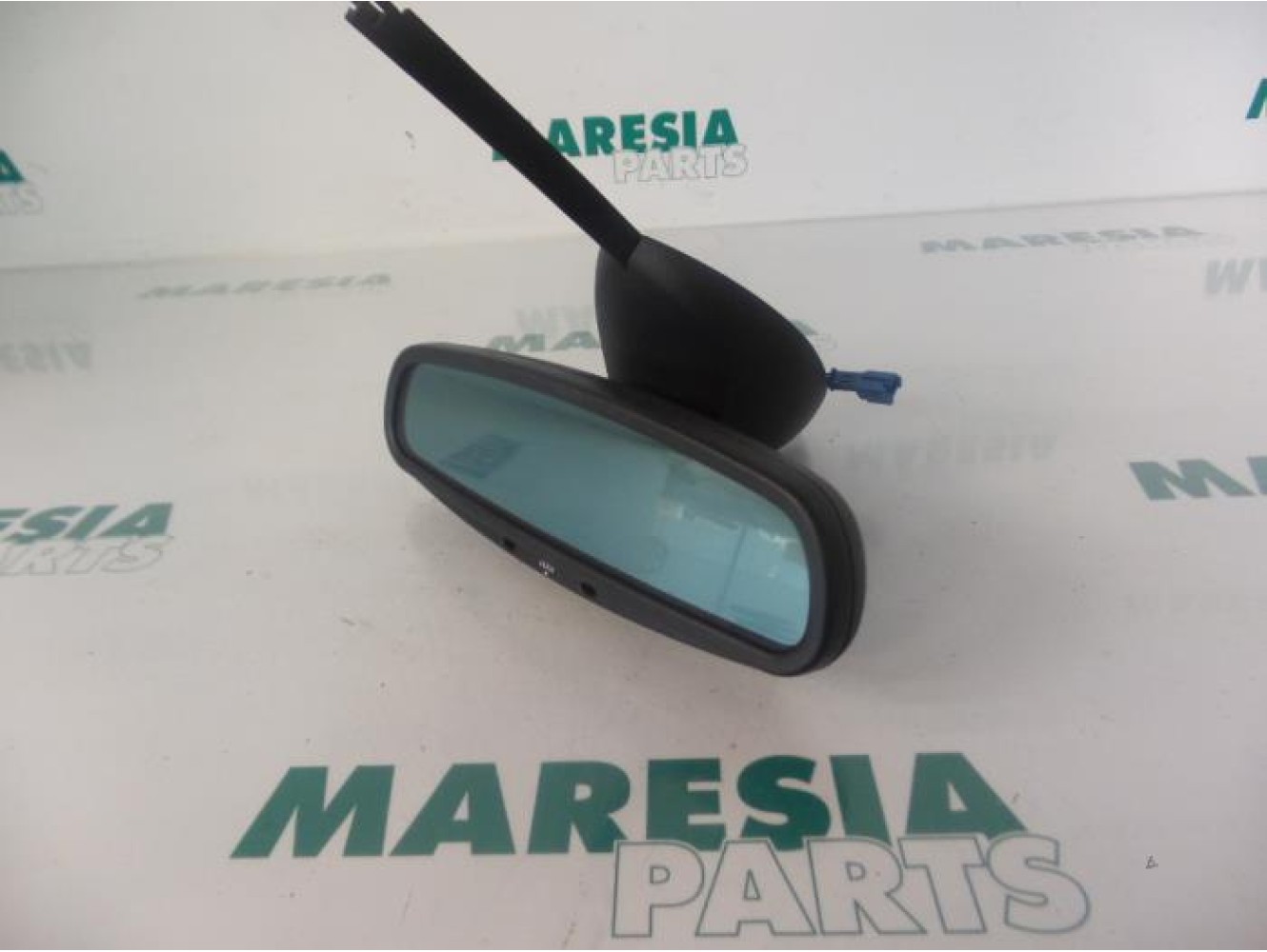 Peugeot - 807 - Rear view mirror