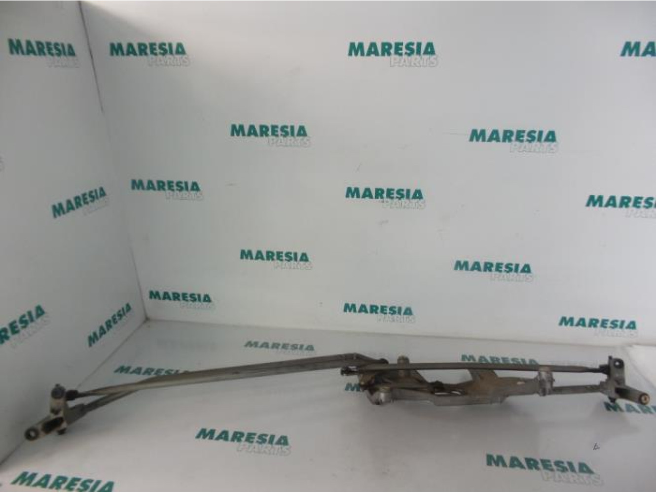 Peugeot - 807 - Wiper mechanism