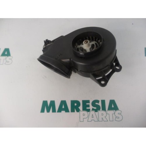 Peugeot - 807 - Heating and ventilation fan motor