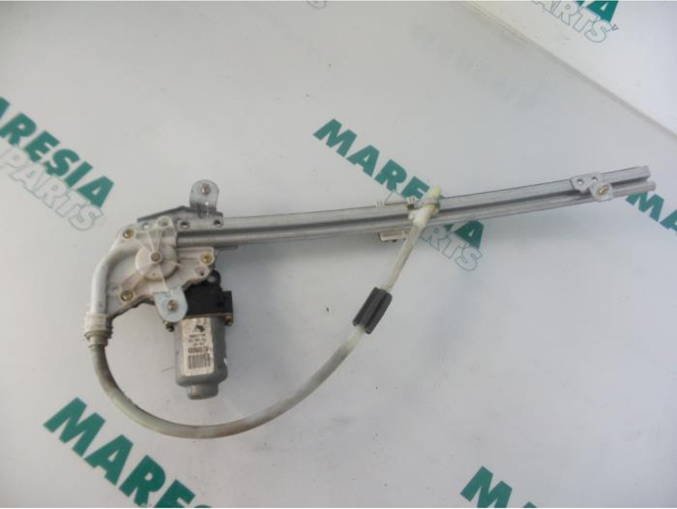 Renault - Laguna - Fenstermechanik 4-türig links hinten