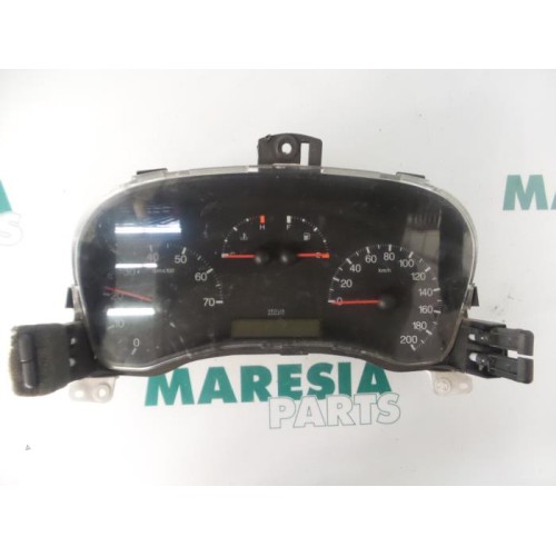 Fiat - Punto - Instrument panel
