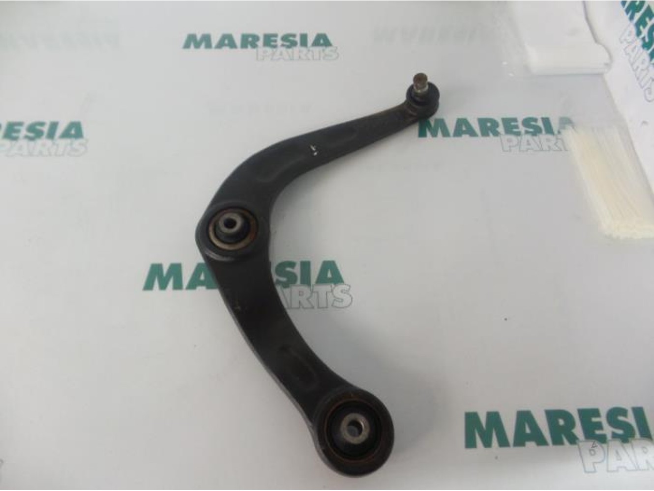 Peugeot - 206 - Front lower wishbone, right