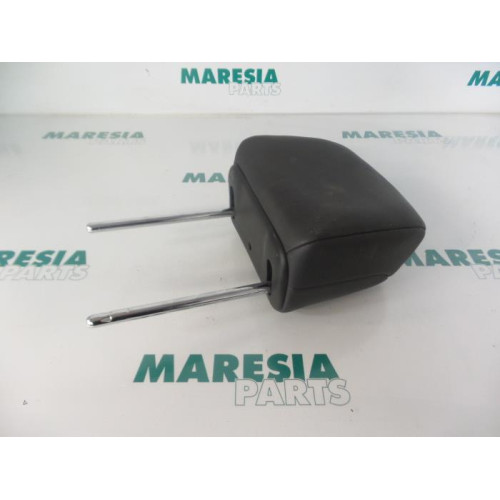 Peugeot - 307 - Headrest
