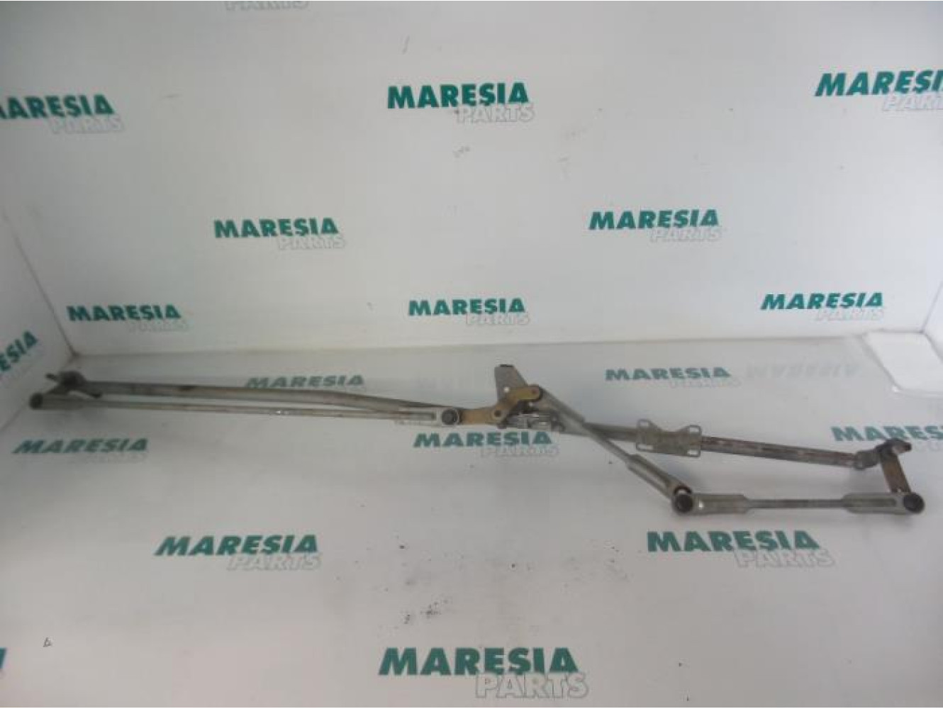 Peugeot - 307 - Wiper mechanism
