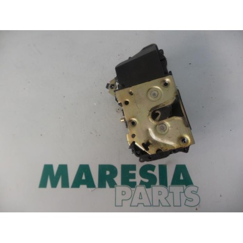 Citroen - Picasso - Door lock mechanism 4-door, front left