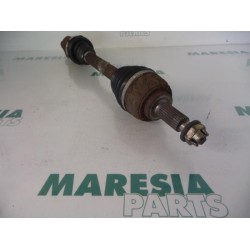 Renault - Megane - Aandrijfas links-voor