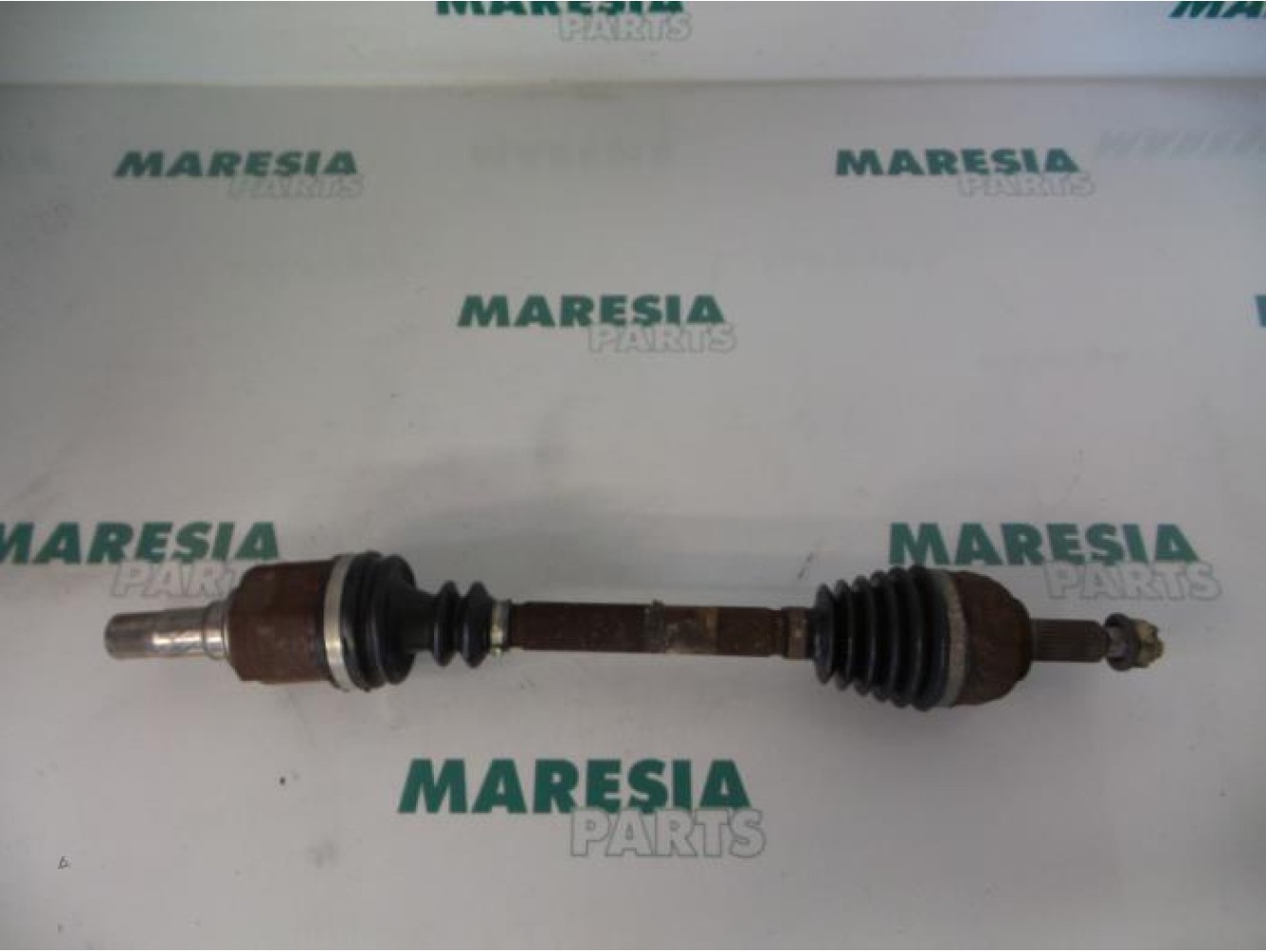 Renault - Megane - Aandrijfas links-voor