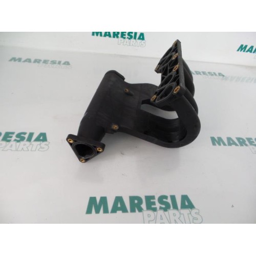 Renault - Twingo - Intake manifold