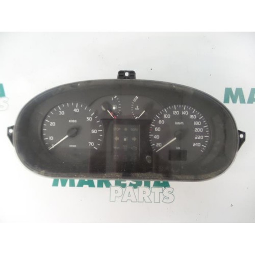 Renault - Megane Scenic - Instrumentenpaneel