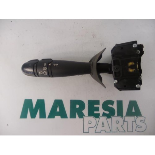 Renault - Megane Scenic - Indicator switch