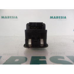 Peugeot - 306 - Multi-functional window switch
