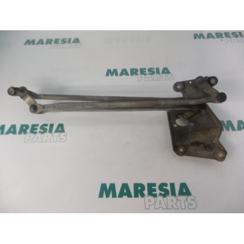Peugeot - 306 - Wiper mechanism