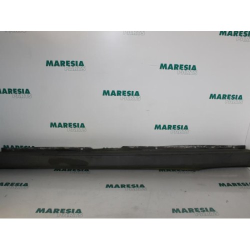 Fiat - Ducato - Rear bumper component, central