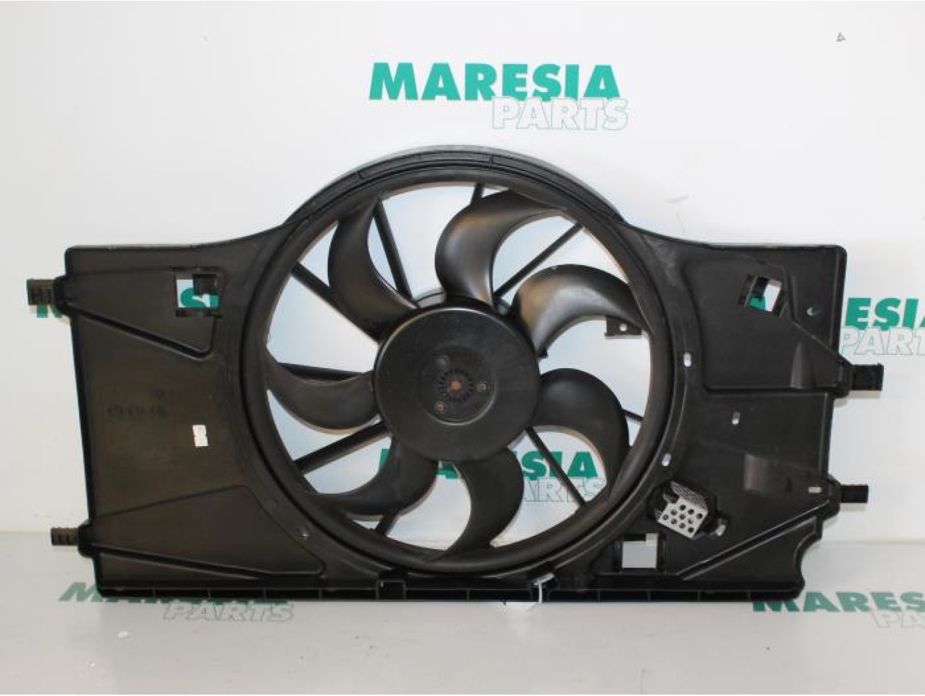 Renault - Laguna - Fan motor
