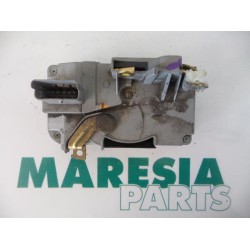 Citroen - C5 - Front door lock mechanism 4-door, right