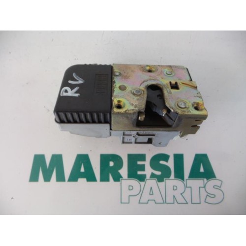 Citroen - C5 - Front door lock mechanism 4-door, right