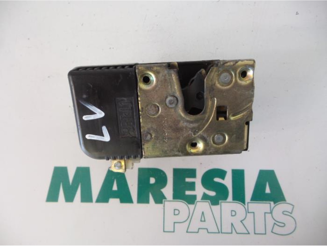 Citroen - C5 - Door lock mechanism 4-door, front left