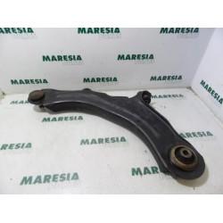 Renault - Megane Scenic - Front lower wishbone, right