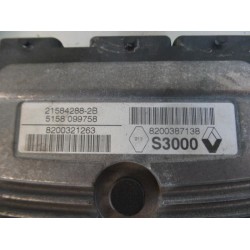 Renault - Megane Scenic - Engine management computer