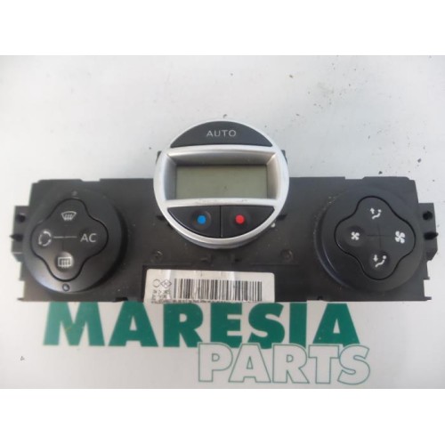 Renault - Megane Scenic - Heater control panel