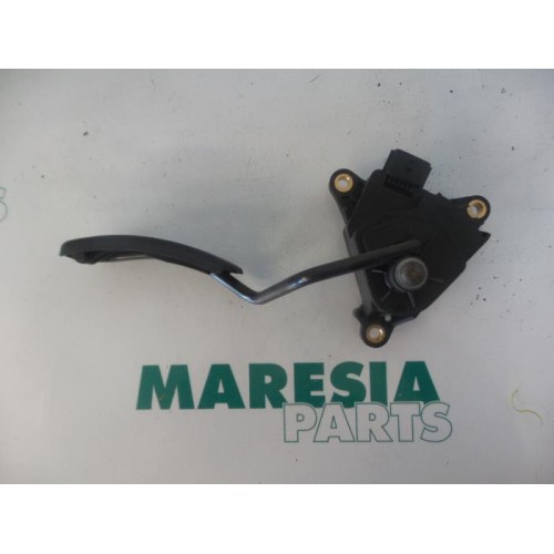 Renault - Megane Scenic - Throttle pedal position sensor