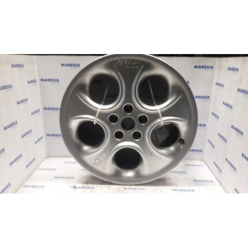 Alfa Romeo - 166 - Wheel
