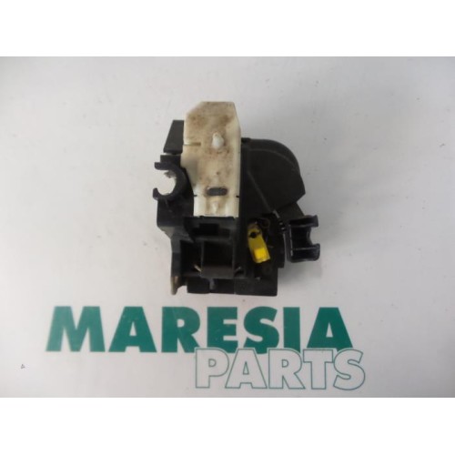 Renault - Clio - Door lock mechanism 2-door, left