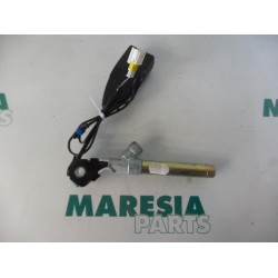 Renault - Clio - Gordelspanner links