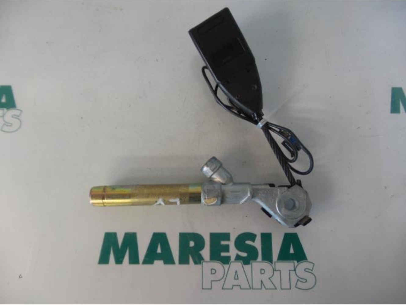 Renault - Clio - Gordelspanner links